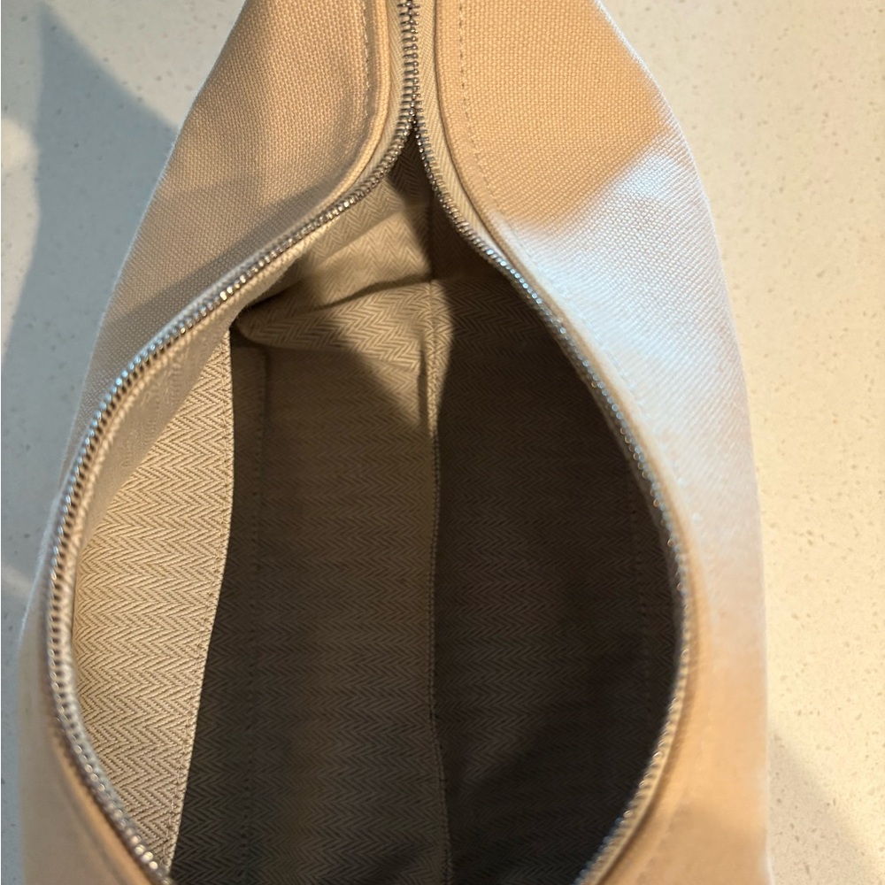 Hermès Beige Canvas Pouch - Picture 5 of 7